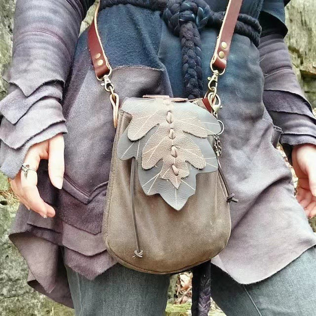 Medieval Crossbody Bag For Women Leaves Pattern Clamshell Drawstring Purse